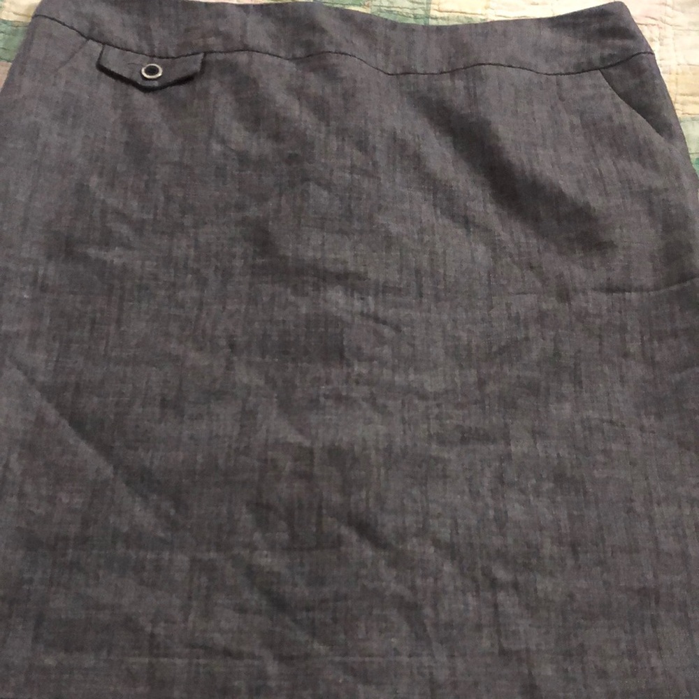 Blackish grey pencil skirt